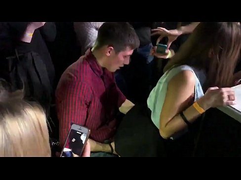 ❤️ ロシアのナイトクラブでリアルセックス。18歳のロシア人少女がナイトクラブで肛門と膣を犯される ️❌  at porn ja.dienlanhbk.top ❌️❤
